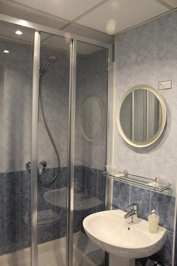 Hotel du Dragon Parigi 2*,  Francia