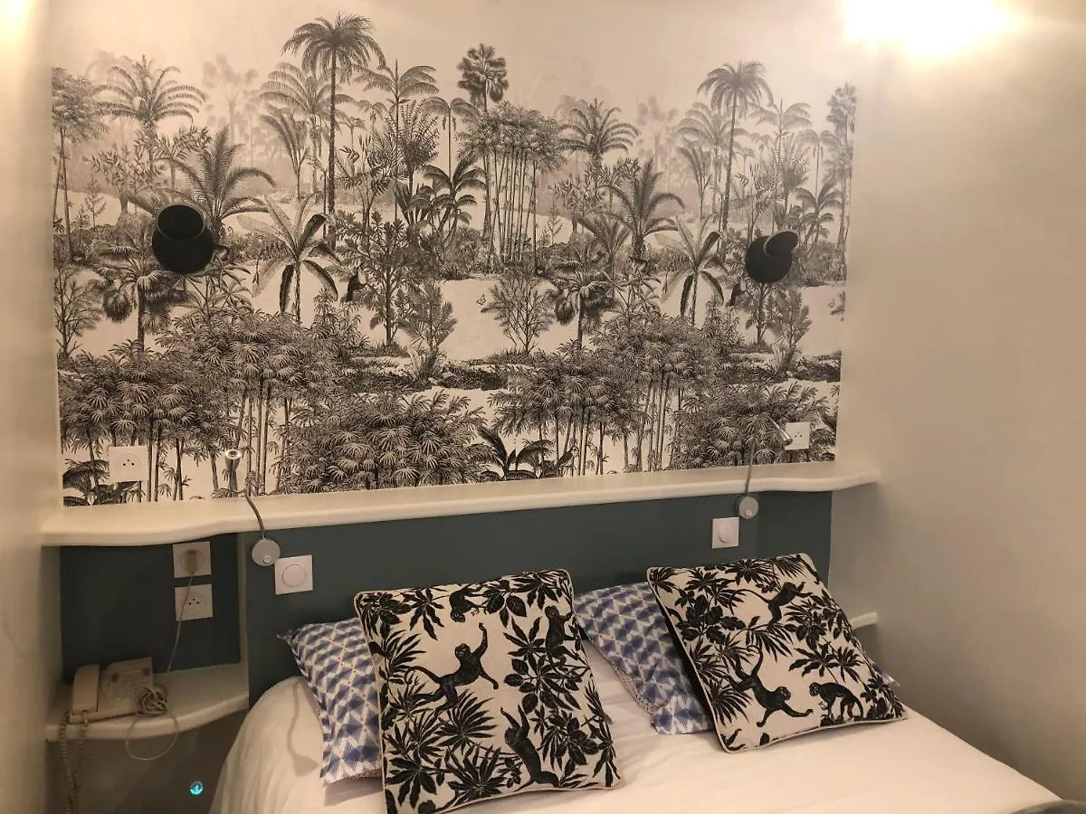 Hotel du Dragon Parigi 2*,